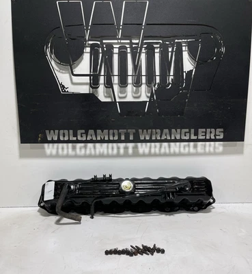 4.0 Jeep TJ Wrangler Steel Engine Valve Cover w/ Bolts & Studs 53020323 OEM CC - Image 1 of 4
