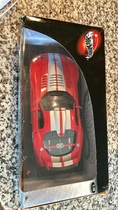 2000 VINTAGE 1/18 - MATTEL HOT WHEELS DODGE VIPER GTS-R, NIB - Picture 1 of 8