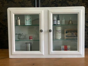Medizinschrank Antik - Bild 1 von 21