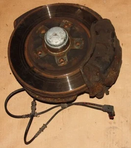 Achsschenkel Mercedes W203 C200 85kw vorne rechts BJ 2002 - Bild 1 von 1