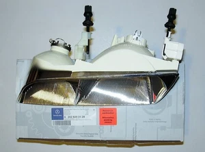 Original Mercedes Scheinwerfer Reflektor C-Klasse W202 links A 2028203128  - Bild 1 von 2