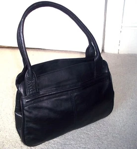 EXQUISITE VINTAGE 1960's PRINCESS BLACK LEATHER HANDBAG/WEDDNG BAG - Picture 1 of 10