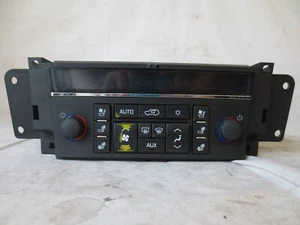 07-11 Cadillac Escalade climate control PART NUMBER 15926354 - Picture 1 of 5