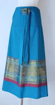 Falda Larga Azul Sarong Envolvente Cinturón Metálico Bordado Bolsillos Pequeña Mediana Foto 1 de 4