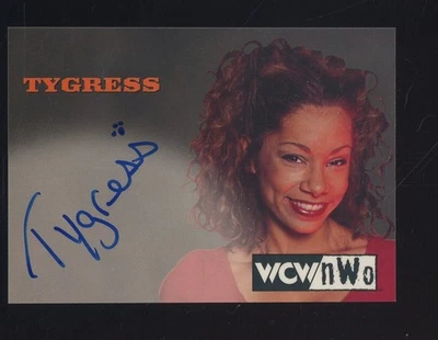 1998 Topps WCW Nwo Wrestling Tygress AUTO - Image 1 of 2