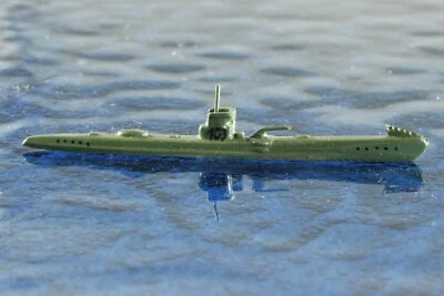 Requin-Klasse  Hersteller Wiking 338b/103  ,1:1250 Schiffsmodell - Bild 1 von 3