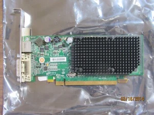 DELL/HP ATI-102-A924(B) Radeon X1300 256MB DDR PCI-E Video Card DMS-59 - Picture 1 of 4