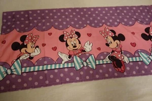 Disney Minnie Mouse Window Curtain Valance 16" X 50" Hearts and Bows - Picture 1 of 4