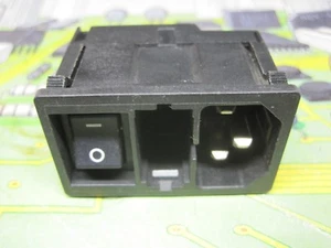 1pcs KM Power line connector 250V 10A 24VDC L x W x d = 5 x 3 x 3 cm US - Imagen 1 de 6
