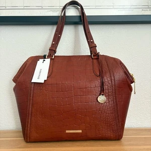Borsa a tracolla Brahmin Medium Tidewell Camila Pecan Croc in pelle goffrata - Foto 1 di 16