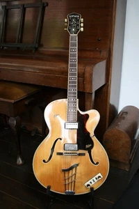 Vintage '58 Hofner President natural blonde archtop electric guitar gator case - Picture 1 of 20