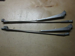 TRUCK TILT CAB PARLLELOGRAM WIPER ARMS CIRCA 60'S 70'S - Picture 1 of 5