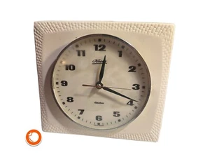 Kaiser electric años 60 reloj de pared reloj de cocina porcelana movimiento funciona bien Swiss - Imagen 1 de 2