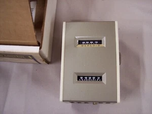 MERCOID CONTROLLER 860-MS-2           (MR1-4-1) - Picture 1 of 3