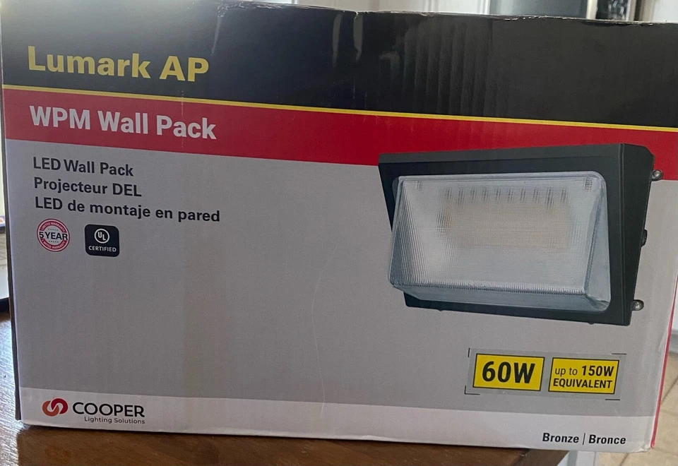 LED Light Fixture Wall Pack 60W, 7,100lm  WPMLED15B, Cooper Lighting - Lumark - Image 1 of 3