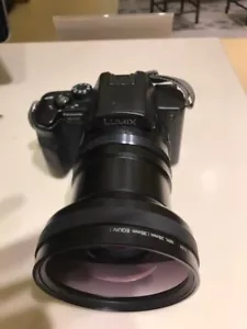 Panasonic DMC-FZ20 with DMW-LWZ10 wide angle conversion lens - Picture 1 of 2