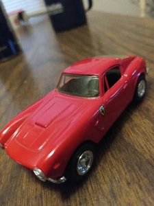 ERTL #2853 Ferrari '61 SWB short wheel base 250 GT red diecast model 1:43 scale - Picture 1 of 12