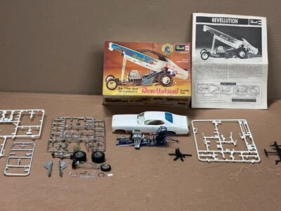 Vintage Revellution Funny Car Ed McColloch Model Kit 1:25 Original - Image 1 of 4