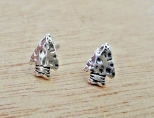 TINY 8x6 mm Arrowhead Stud Sterling Silver Earrings - Picture 1 of 4