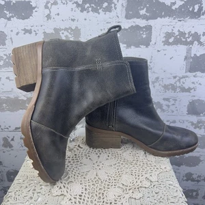 Botín Sorel 7 Cate para mujer cuero oliva oscuro y gamuza tacón grueso tobillo - Imagen 1 de 9