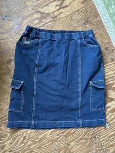 NWT Dream Jeannes By Quaker Factory Jean Skort Rhinestones Size M - Picture 1 of 6