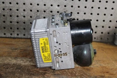 2003-06 Mercedes W211 E320 E350 E500 ABS Anti-Lock Brake Pump Module 0265960025 - Image 1 of 4