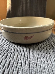 Red Wing Stoneware Logo Pottery Onchuck Seed Wahpeton ND 2017 Commemorative Bowl - Picture 1 of 6
