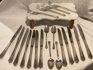Cubiertos vintage 1933 Holmes & Edwards IS con incrustaciones de plata 20 piezas - Imagen 1 de 10