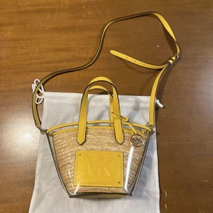Michael Kors Wicker Clear Mini Tote 2way Shoulder Crossbody Bag Yellow MBb0282 - Picture 1 of 12