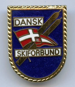 Denmark Danish Skiing Ski Federation Badge Pin Nice Grade !!! - Picture 1 of 3