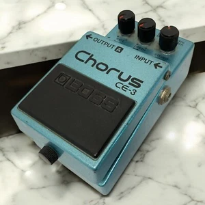 Pedal de efectos para guitarra Boss CE-3 Chorus de colección hecho en Japón pedal azul JP - Imagen 1 de 2