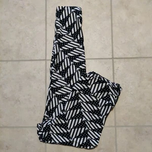 LuLaRoe Tall & Curvy women's size TC leggings multi stripes & stars very soft - Picture 1 of 6