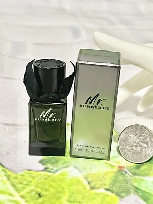 Mr. Burberry Eau de Parfum Splash Mini - 5 ml en caja Foto 1 de 3