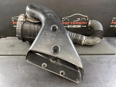 Isuzu 2013 furgoneta 3,0 diésel toma de aire limpiador filtro caja con tubos 898123532 Foto 1 de 4