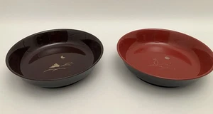 Japanisches Lackgeschirr kleines Serviertablett Paar - Hase & Mond Design - rot schwarz - Bild 1 von 8