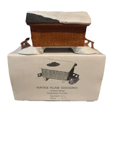Department 56 Heritage Village Accessories "Covered Bridge" Item# 6351-5 - Bild 1 von 5