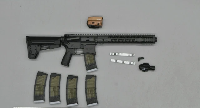 Figura 1/6 Tactical AR para ES 06026 Fuerzas Especiales Temporada Ropa de Nieve Limitada Foto 1 de 1