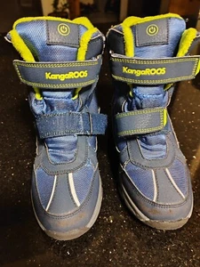 Kangaroos Kinder Stiefel Winterstiefel Gr. 34 mit blinkendem Emblem  - Bild 1 von 5