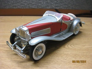 1/18 1935 DUESENBERG SSJ, IN SILVER OVER RED ERTL ,NO BOX - Picture 1 of 20