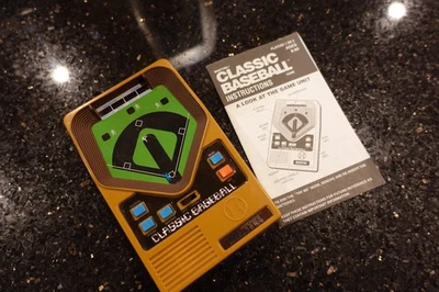 MATTEL Béisbol Vintage Electrónico Portátil Mesa Videojuego Precioso R1 Foto 1 de 4