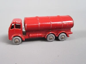 B509 Vintage 1955 Matchbox 11A UK ERF Petrol Tanker Esso Red Lesney Moko 1:100 - Picture 1 of 7