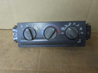 Тепловая панель климат-контроля температуры 98-05 Chevy S10 Blazer 15098966 - Изображение 1 из 4