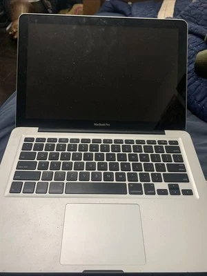 MacBook Pro 2010 13 Inch - Image 1 of 4