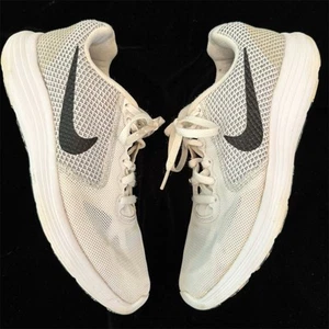 Nike Revolution 3 Damen Laufschuhe weiß Größe 7 sportliche Sneaker - Bild 1 von 11