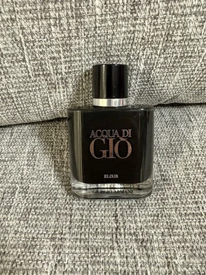 Giorgio Armani Acqua Di Gio Elixir 50 ml / 1,6 oz perfume spray para hombres Foto 1 de 4