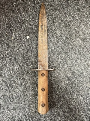 WWII M39 Pugnale Italian Fascist Fighting Dagger - Image 1 of 4