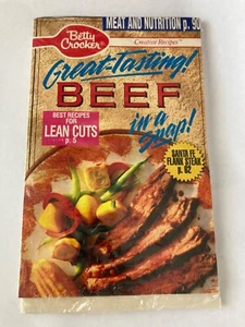 Betty Crocker Great Tasting Beef in a Snap! & 100 Creative Chicken Recipes * NEW - Bild 1 von 2