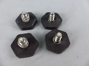 4 pieds patins réglables LAVE-LINGE INDESIT IWE81683 - Imagen 1 de 2