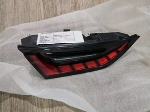 Genuine Infiniti Combination Lamp Assembly-Rear Left-hand 26555-5VG1A - Bild 1 von 4