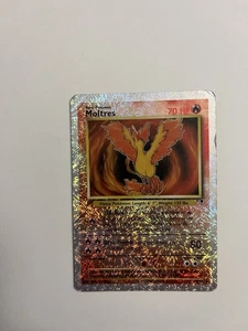 Moltres 30/110 Legendary Collection MP - Picture 1 of 3